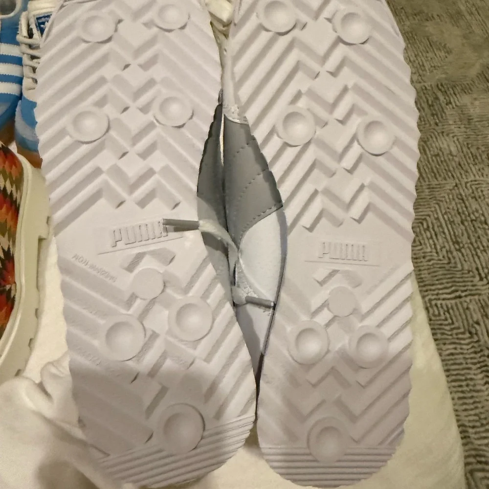 Puma White Motorsport Shoes - Picture 3 of 4